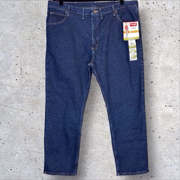 Wrangler 5 Star Premium Men’s 44x30 Regular Fit Flex Comfort Jeans 1096FXVMF NWT - Picture 1 of 9